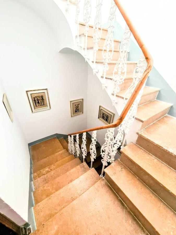 Aparthotel La Traviata - Buñol Extérieur photo